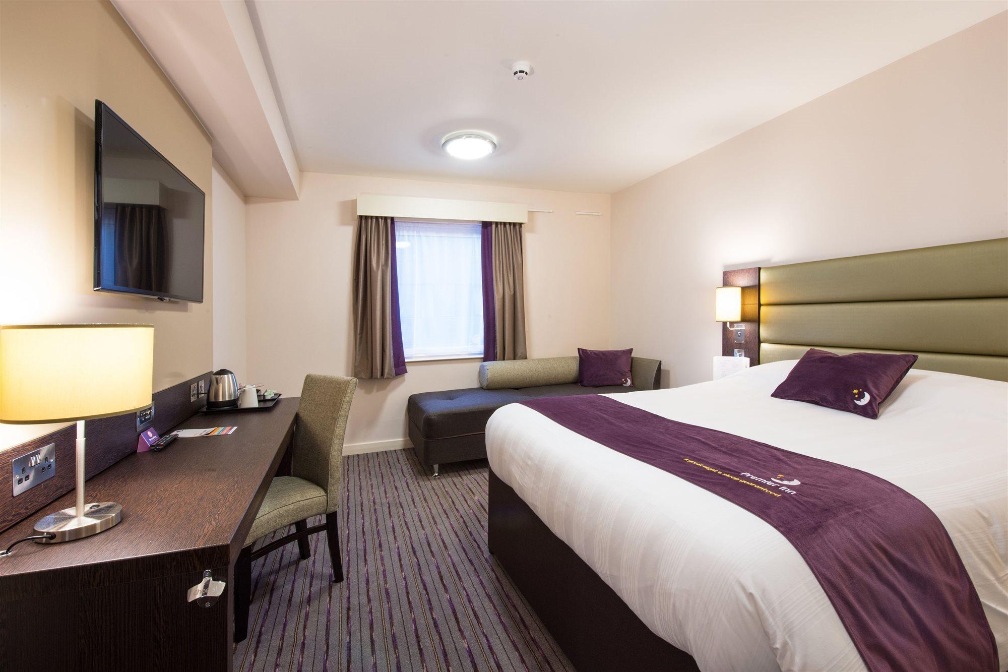 Premier Inn Maidenhead Town Centre Zewnętrze zdjęcie